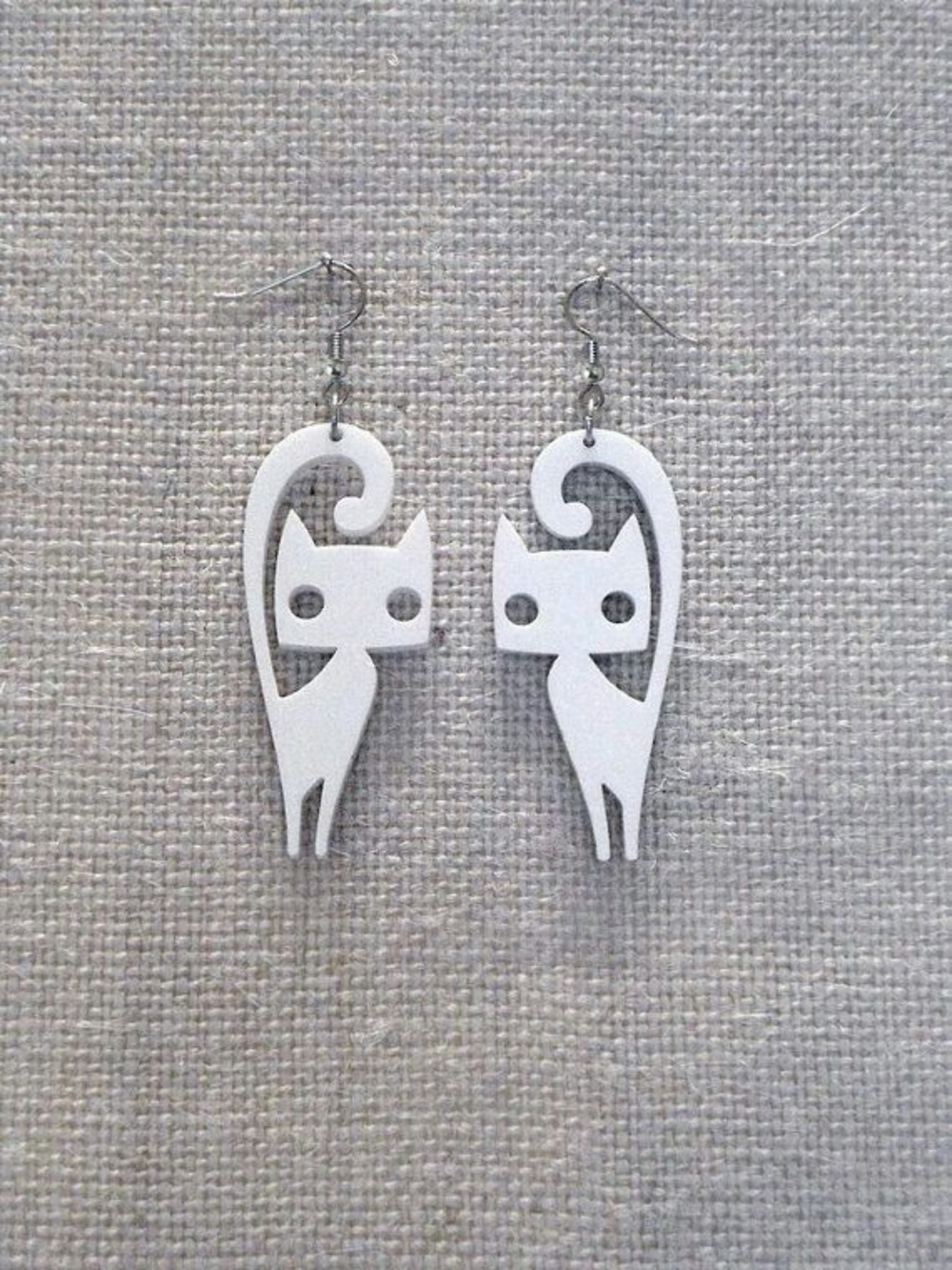 White Cat-Shaped Earrings for Cat Lovers - Unbranded
